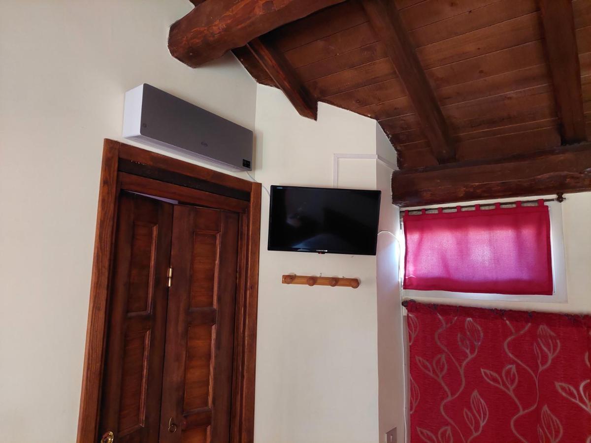 Bed And Breakfast Monticelli Capranica Bagian luar foto